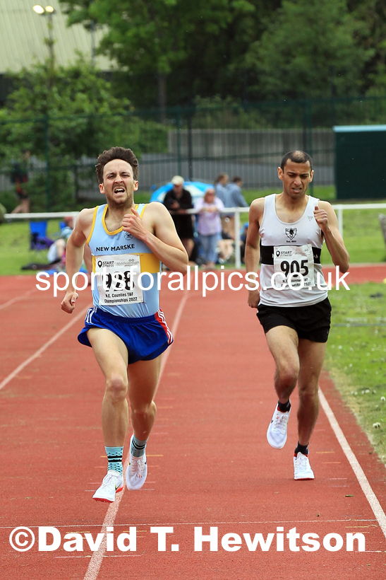 Men and Boys 1500 metres, 2022 North Eastern Track and Field Champs., Middlesbrough. David T. Hewitson/Sports for All Pics